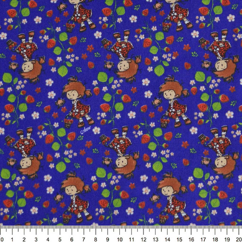 Tecido-Tricoline-Estampado-Meninas-e-Morangos-Fundo-Azul-Royal-Della-Aviamentos-9048
