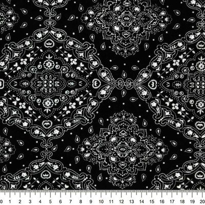 Tecido-Tricoline-Bandana-Fundo-Preto-9426.