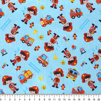 Tecido-tricoline-infantil-bombeiro-fundo-azul-Della-Aviamentos-9708.