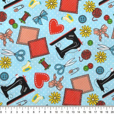 Tecido-tricoline-costura-fundo-azul-Della-Aviamentos-9710.