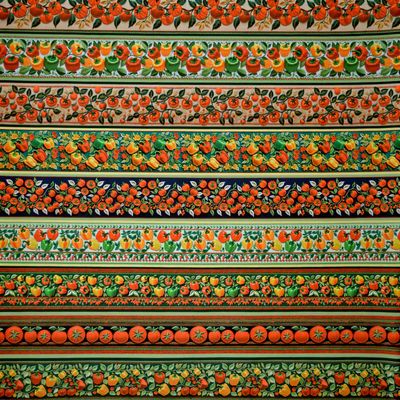 tricoline-digital-barrado-tomates-e-pimentao-della-aviamentos-1-11740